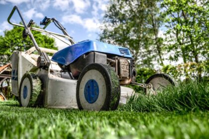 lawn mower cutting grass for grass clippings